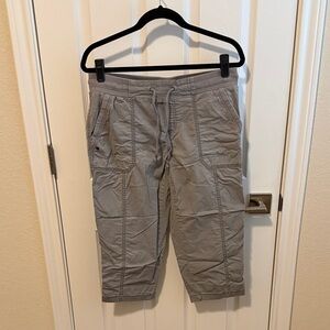 Natural Reflections Gray Capris